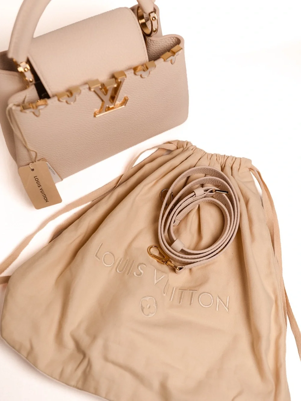 NWT Louis Vuitton Capucines BB Shoulder Bag Handbag Quartz Taurillon Leather